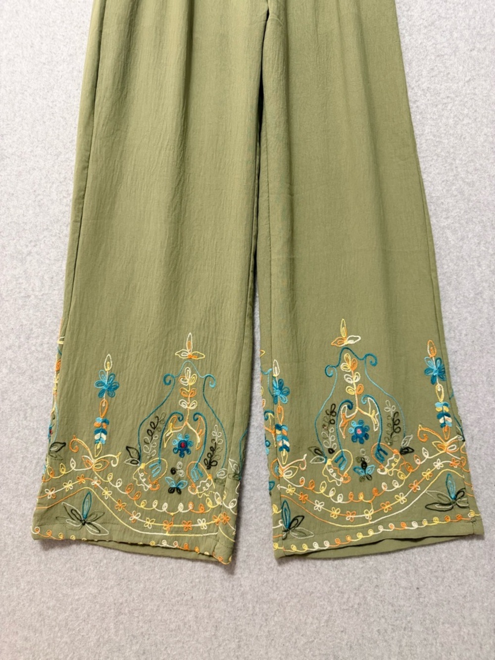 Liv Los Angeles Embroidered Wide Leg Pull On Pants Size Medium Olive Green Boho - Picture 4 of 11